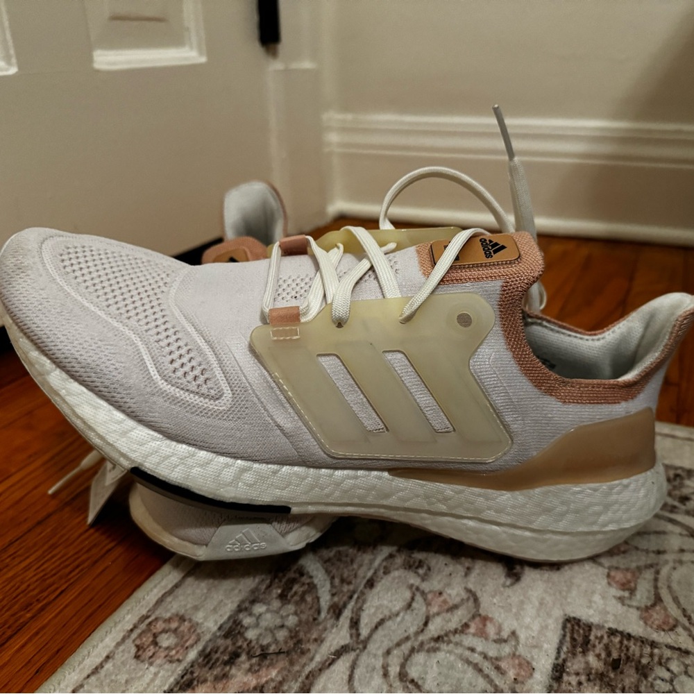 NWT Adidas Ultra Boost 22 Made with Nature White Beige Size 11